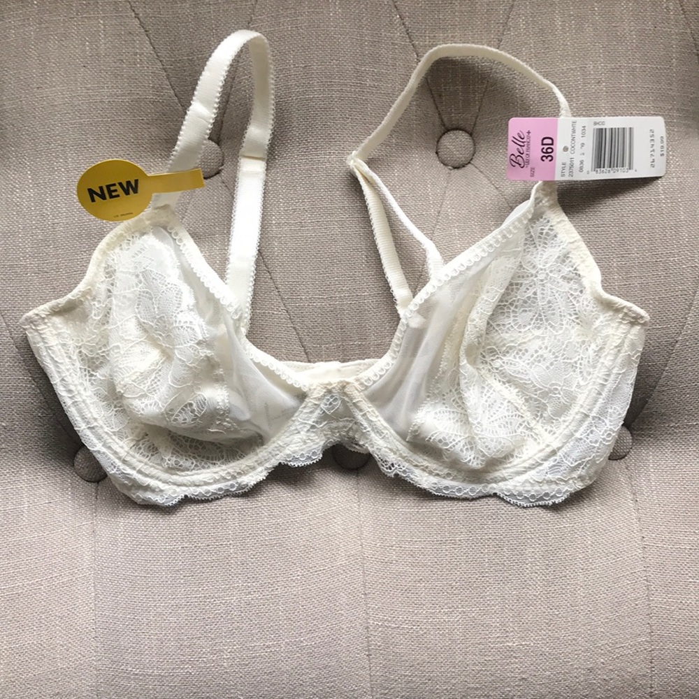 Cream Color lace bra NWT‼️